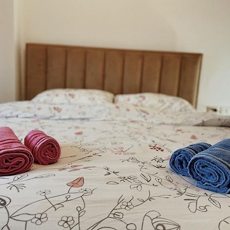 Lovely Apartment Тирана Екстериор снимка