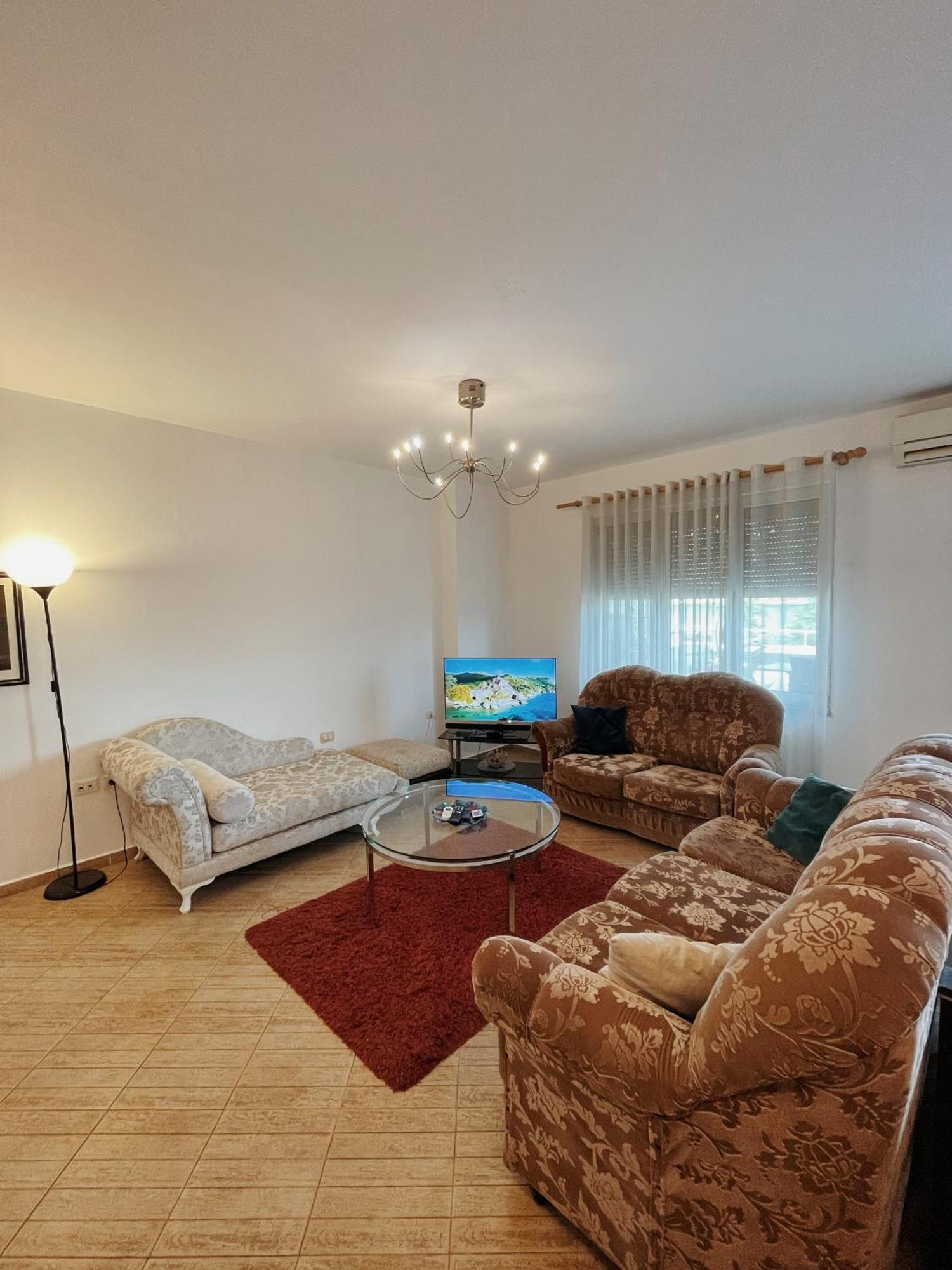 Lovely Apartment Тирана Екстериор снимка