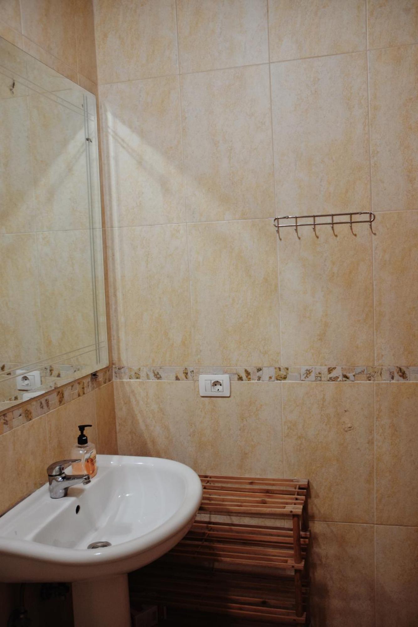 Lovely Apartment Тирана Екстериор снимка